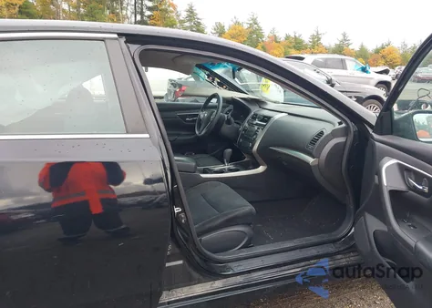 2015 Nissan Altima 2.5/2.5 S/2.5 Sl/2.5 Sv from USA, damaged, VIN 1N4AL3APXFC417633